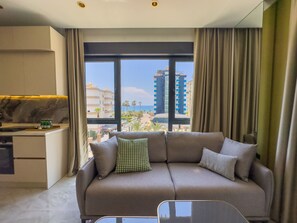 TV - Qoople Eхсellence B-19 neue Wohnung am Meer by Interhome (Alanya)