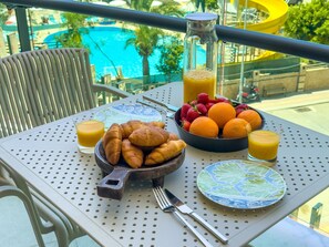 Outdoor dining - Qoople Eхсellence B-19 neue Wohnung am Meer by Interhome (Alanya)
