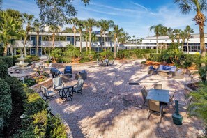 Courtyard - Landing Furnished Apartments Kissimmee near Disney Resort (Kissimmee)