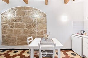 Dining - Delì Apartment – Your cozy retreat in the heart of Alghero (Alghero)