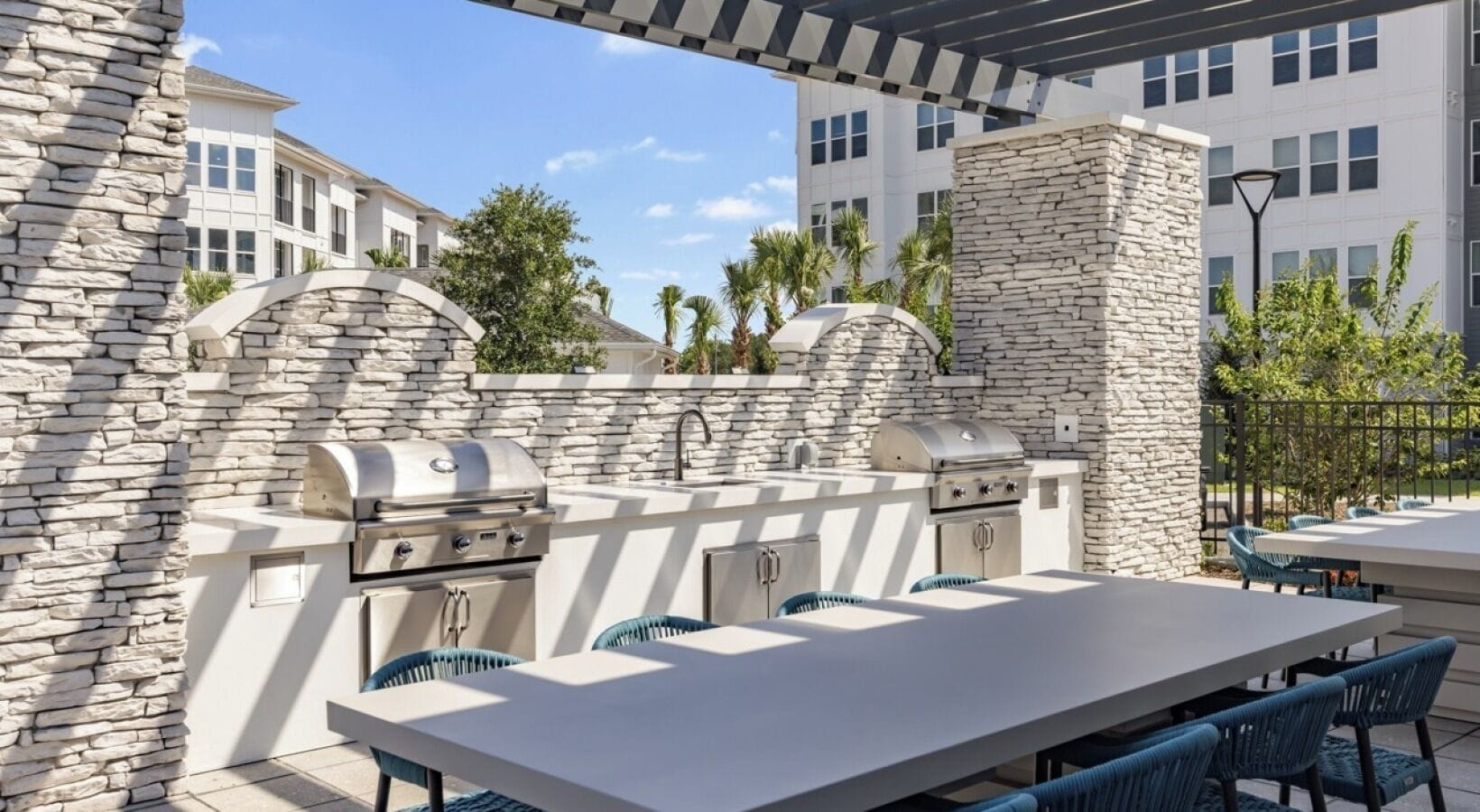 Aire de pique-nique/barbecue