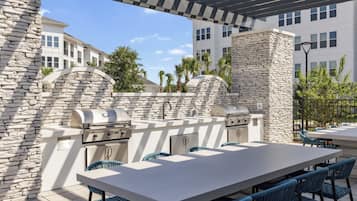 Aire de pique-nique/barbecue