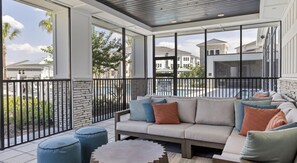 Lounge - Landing Furnished Apartments Davenport near Northeast Regional Park (Davenport)