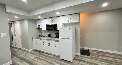 Room-spacious and Stylish Private Baseme
