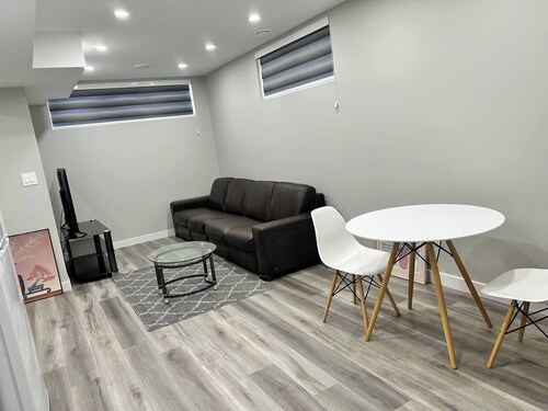 Room-spacious and Stylish Private Baseme