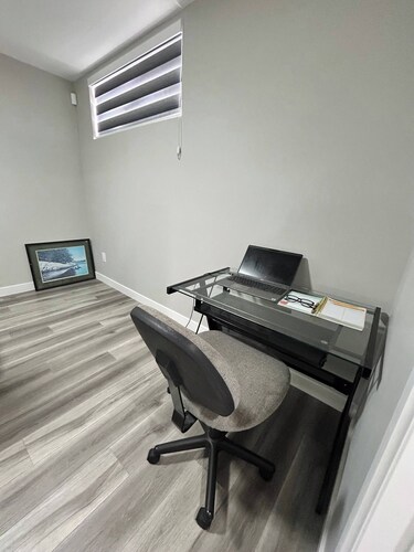 Room-spacious and Stylish Private Baseme