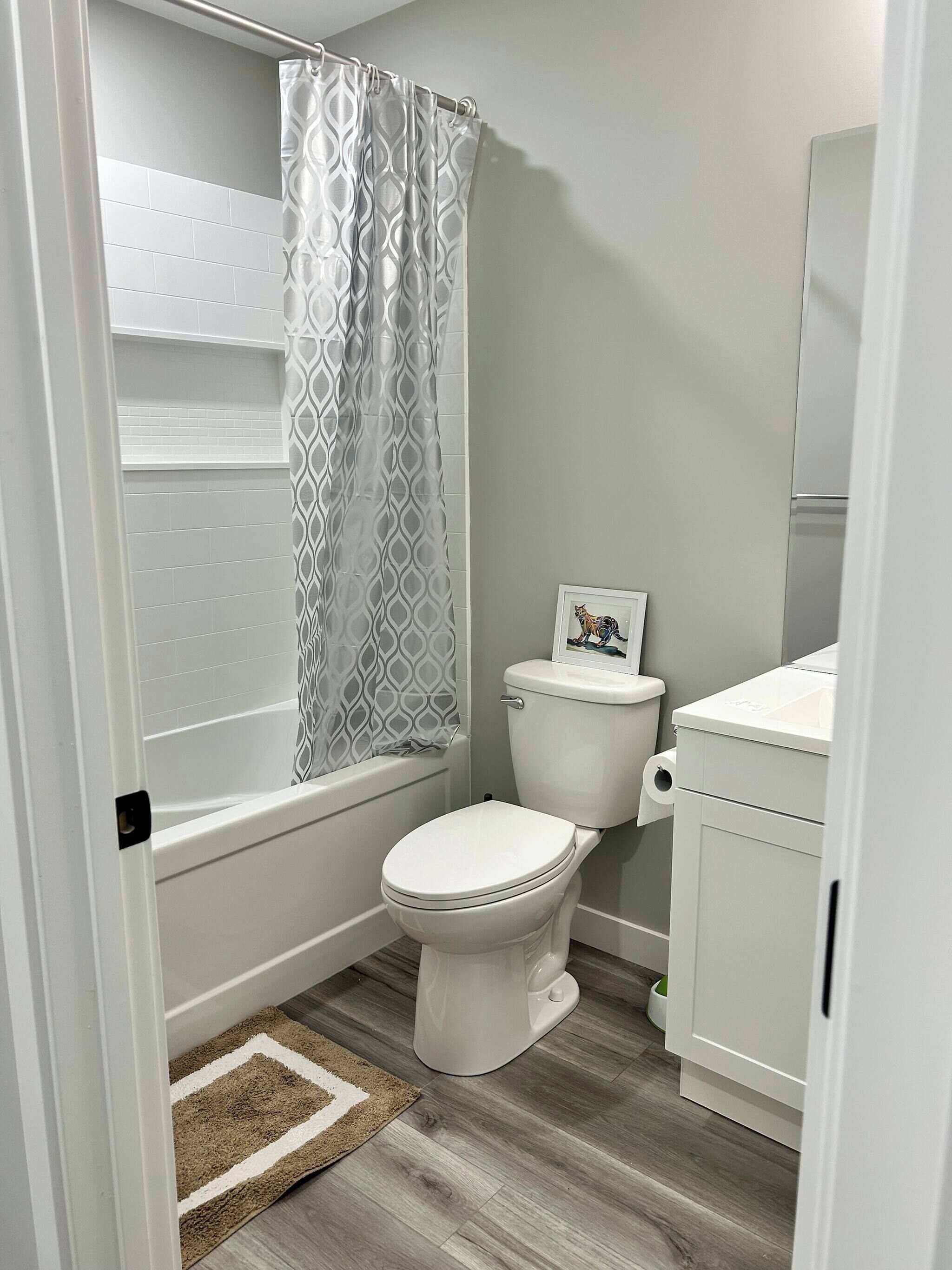 Room, 1 Bedroom | Bathroom