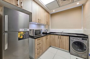 Imej tidak diklasifikasikan, 2 daripada 25, butang