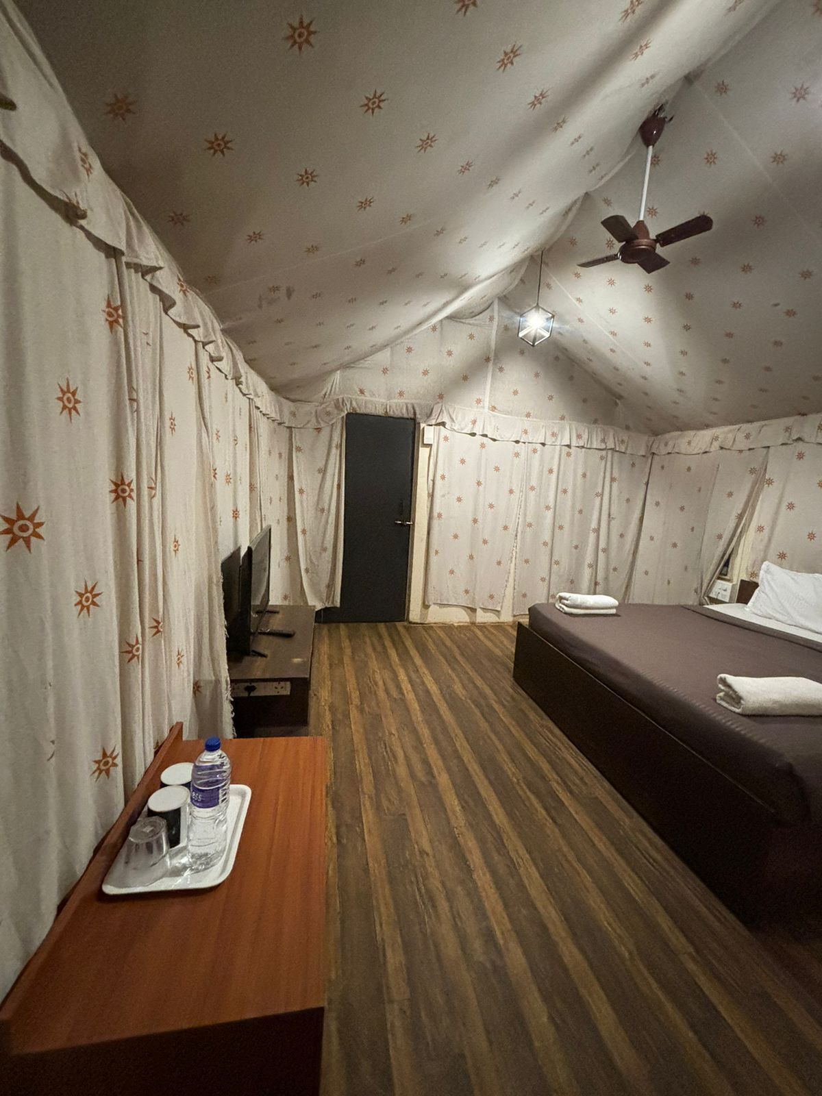 Deluxe Tent
