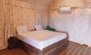 Free WiFi - Exotica De Swiss Panchgini (Panchgani)