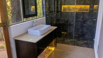 Bathroom | Shower, free toiletries, hair dryer, towels