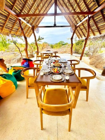 Outdoor dining. Enchanted Escapes Yala