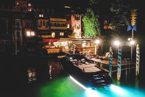 星評価なしの画像、3 / 36、ボタン