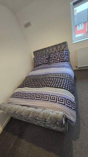 Phòng tập thể, 1 phòng ngủ