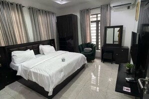 Unclassified image, 3 of 14, button