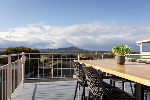 Perfect Peechelba Pad- private and close to hospital - Gorgeous renovated three bedroom cottage in East Albury