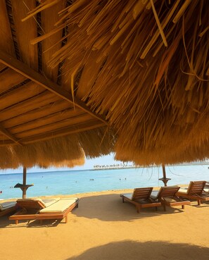 Quarto, 1 quarto, acessível, piscina particular | Praia
