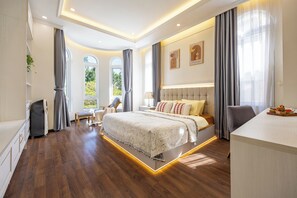 Luxury-Doppelzimmer, Balkon, Parkblick | Kostenloses WLAN
