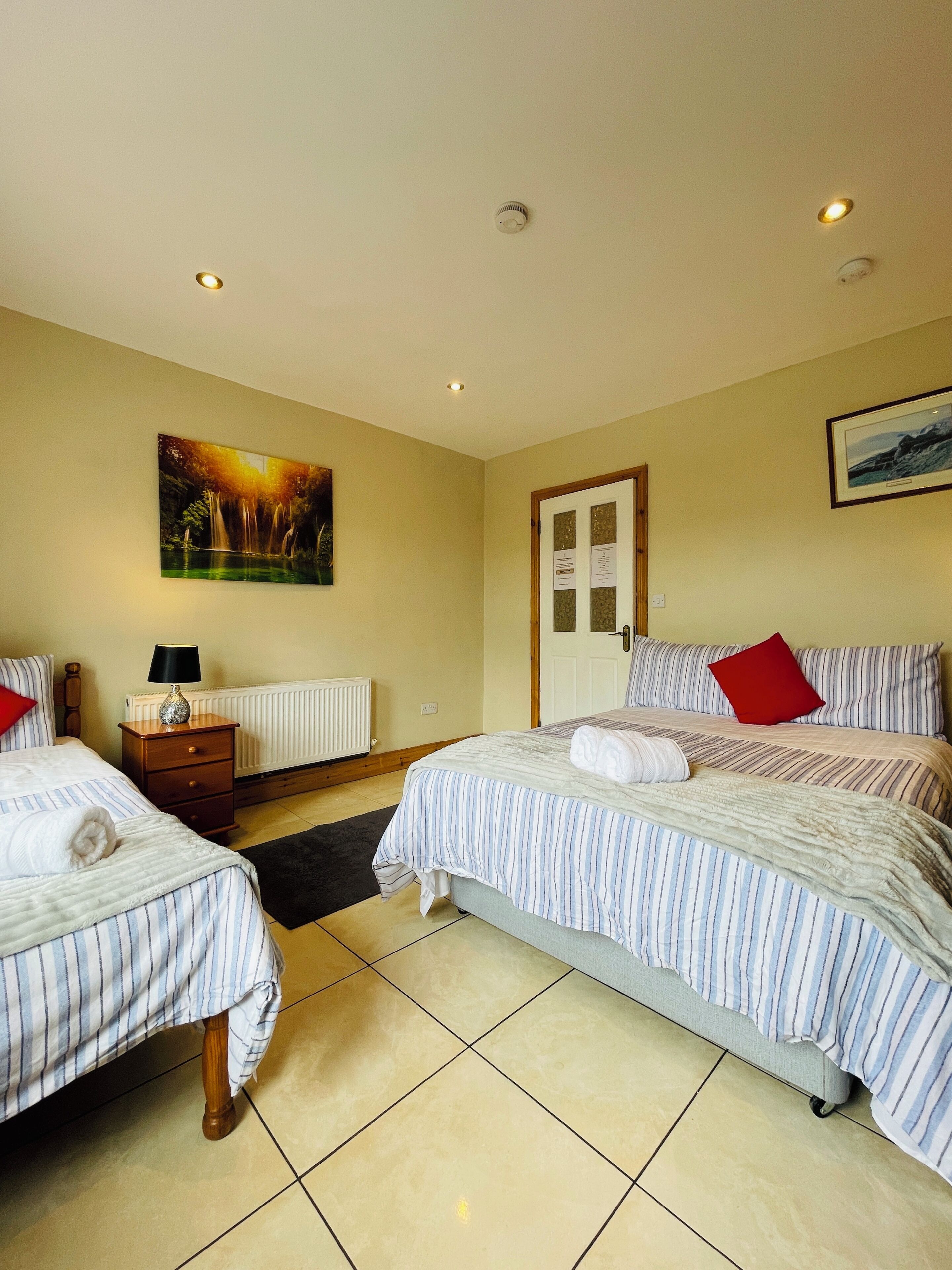 Classic Triple Room | Free WiFi