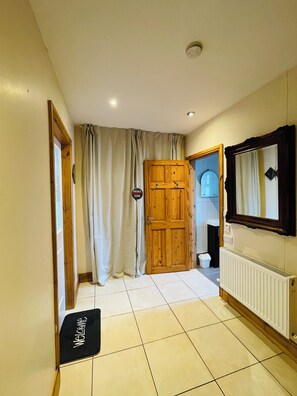 Habitación triple clásica | Baño