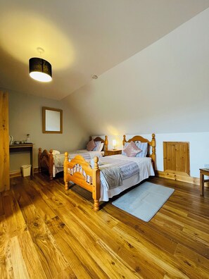 Free WiFi - Tinnies Guest House (Valentia Island)