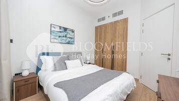 Apartment, Balcony, City View