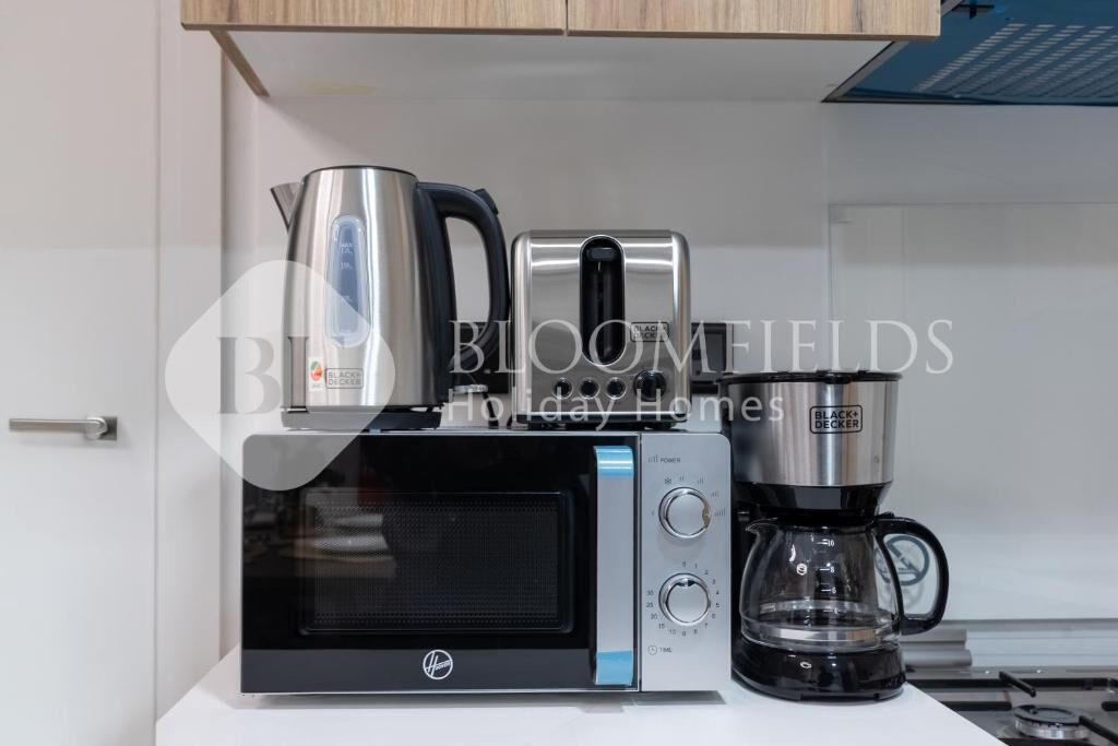 Apartment, Balcony, City View