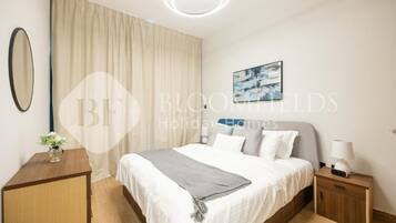 Apartment, Balcony, City View