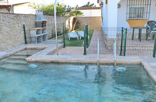 Chalet El Palmar   .