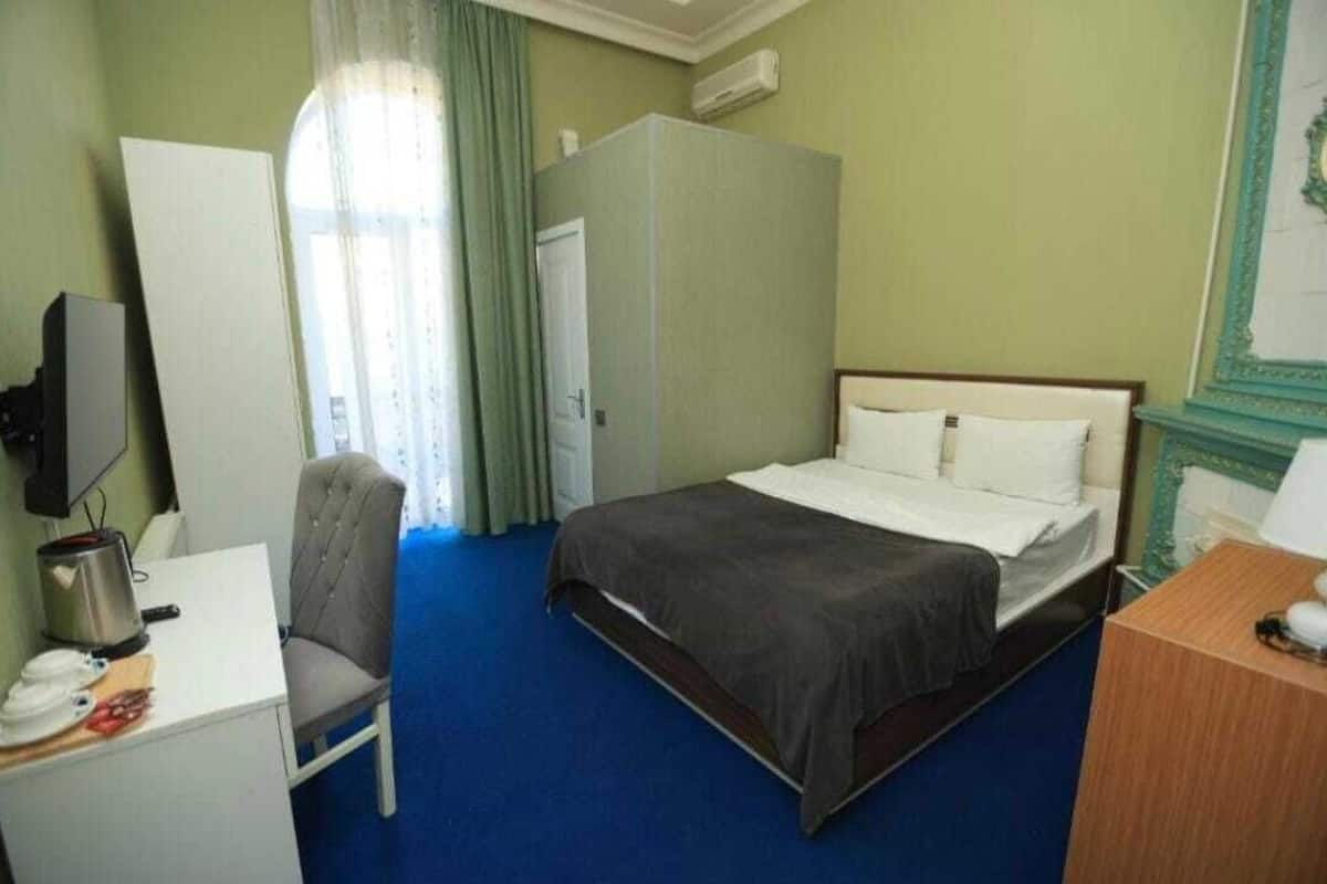 Deluxe Double Room, Balcony, City View | Wi-fi percuma