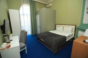 Deluxe Double Room, Balcony, City View | Wi-fi percuma 