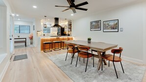 Dining - Durango is a centrally located Spring Branch home near Memorial City Mall, with quick access to Buffalo Bayou Park and The Galleria for outdoor fun, shopping, and dining. Enjoy a fully fenced outdoor retreat with a patio swing + fire pit, and foosbal (Houston)