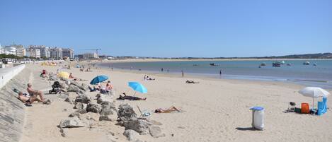 Beach nearby, sun-loungers