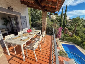 Outdoor dining - Villa ‘La Serenidad’ – your stylish retreat in the hills of Calonge (Calonge)