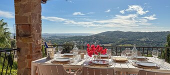 Villa ‘La Serenidad’ – your stylish retreat in the hills of Calonge