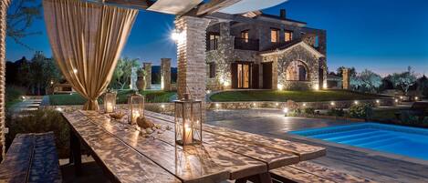 Restauration extérieure