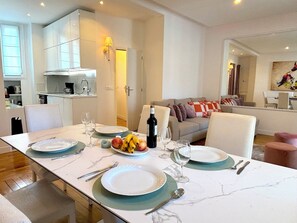 Unclassified image, 5 of 29, button - L'appartement Jean Bologne C (Paris)