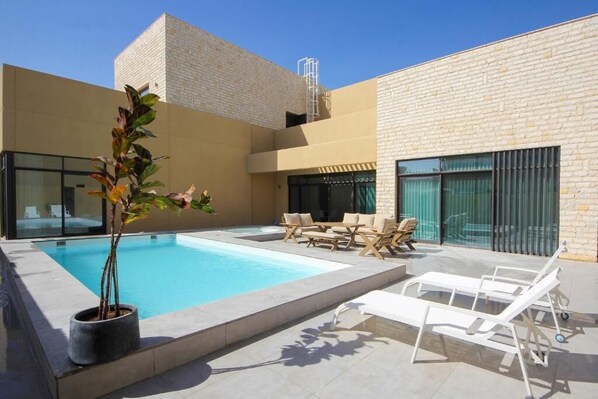 Niet-geclassificeerde afbeelding, 1 van 14, knop