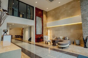 Lobby - The Scenic Hotel  (Phnom Penh)