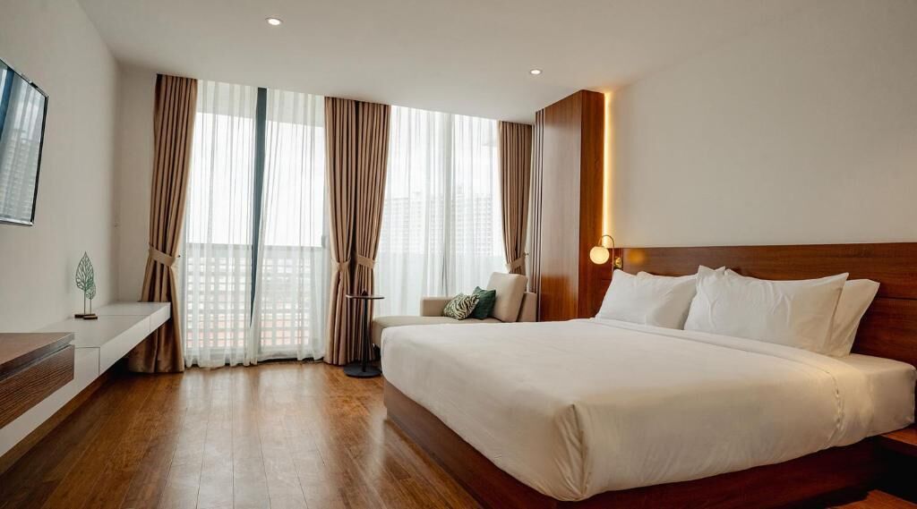 Deluxe Double Room, Balcony, City View