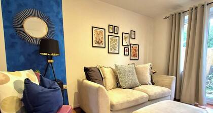 Elegant 2-bed Home - Prime City Centre Location