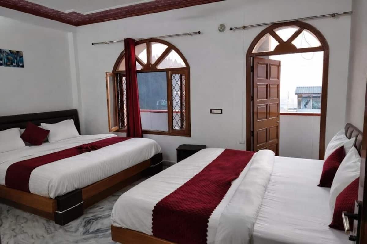 Deluxe Double or Twin Room, Balcony, Mountain View
