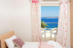 Internet - für 6 Personen und 1 Kind in Plaka, Kreta (West-Kreta) by Interhome (Almyrida)
