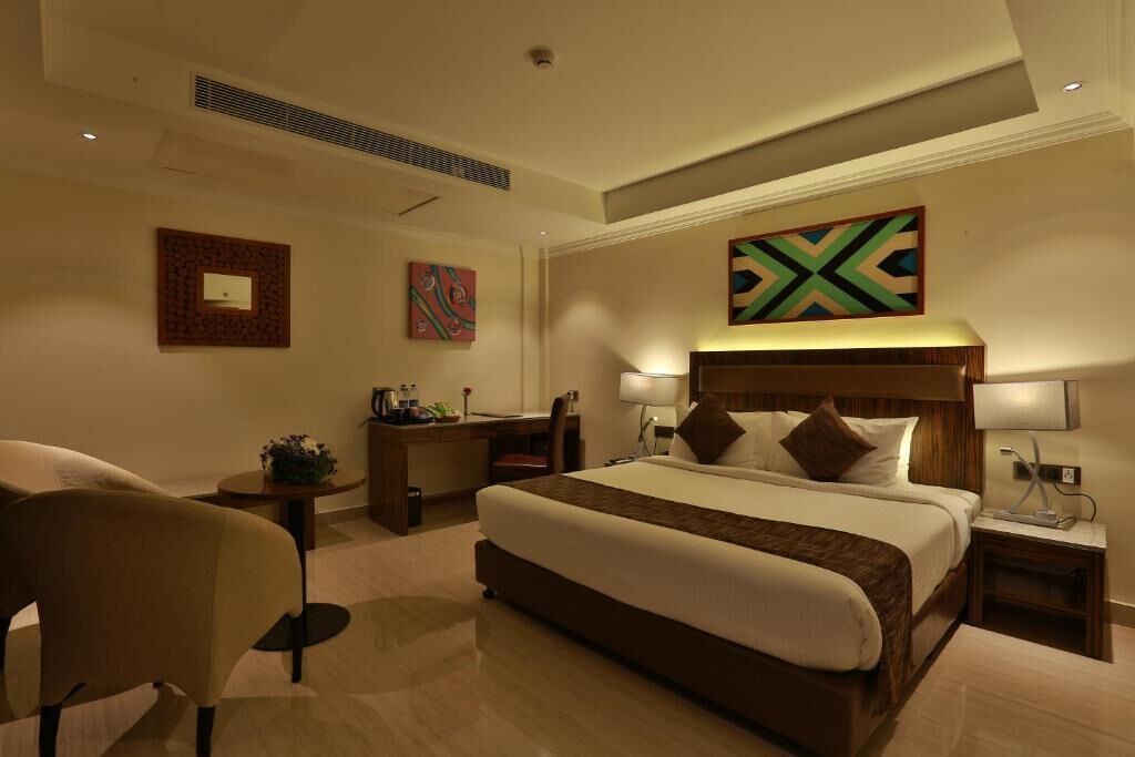 Familieværelse til 4 personer | Pengeskab på værelset, lydisolering, strygejern/strygebræt, gratis Wi-Fi