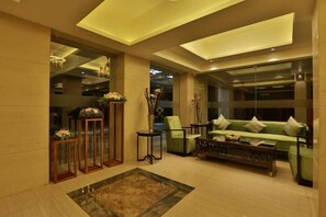 Lobby - Hotel Luminara (Kanayannur)