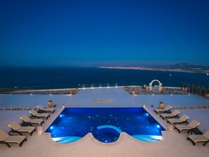 Pool - VILLA SANTORINI, WEIN DUNKLES MEER VILLEN by Interhome (Agia Pelagia)