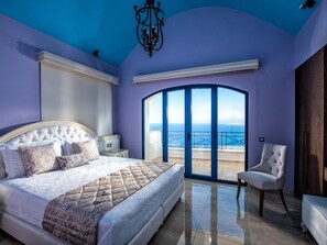 Internet - VILLA SANTORINI, WEIN DUNKLES MEER VILLEN by Interhome (Agia Pelagia)