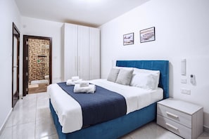 2 Schlafzimmer, Bügeleisen/Bügelbrett, WLAN, Bettwäsche