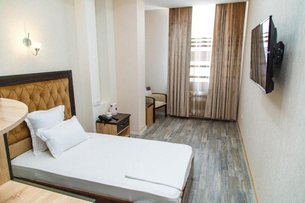 Single Room, Balcony, City View