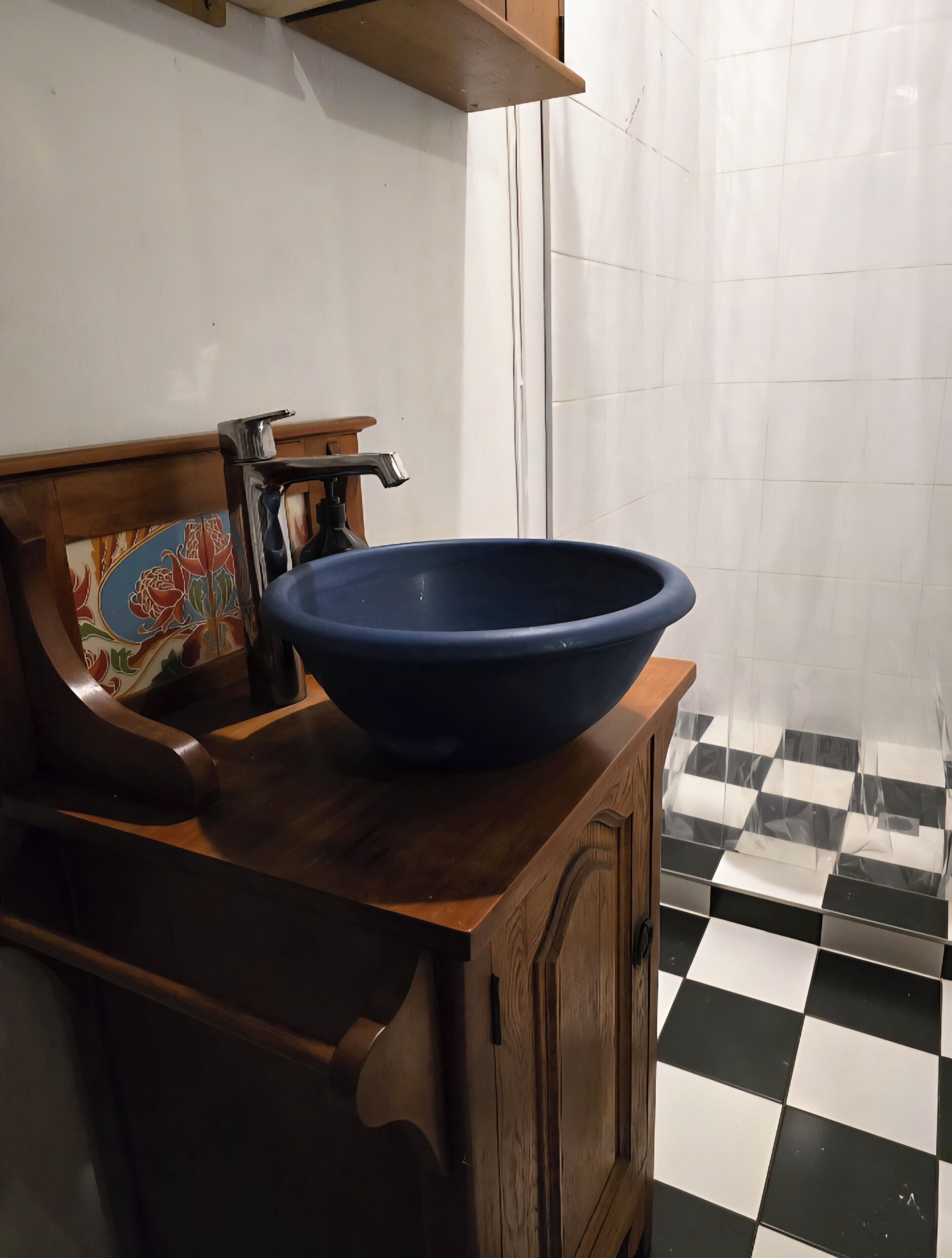 Hårtørrer, håndklæder, Sæbe, Toiletpapir